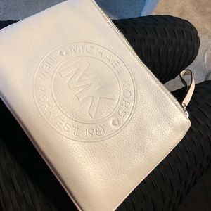 Michael Kors wristlet
